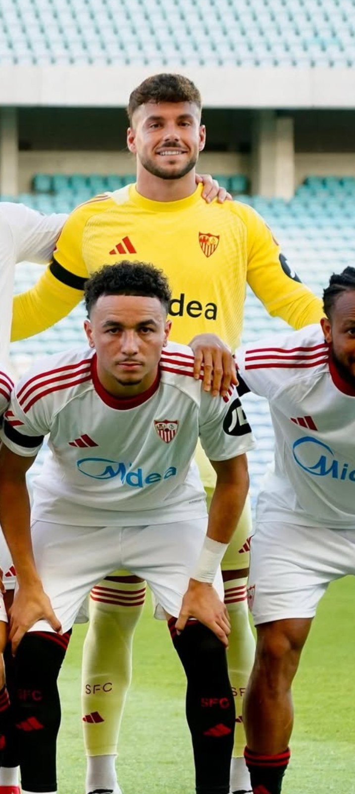 Sevilla FC 2025-26 GK 1 Kit