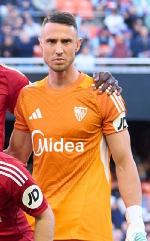 Sevilla FC 2025-26 GK 4 Kit