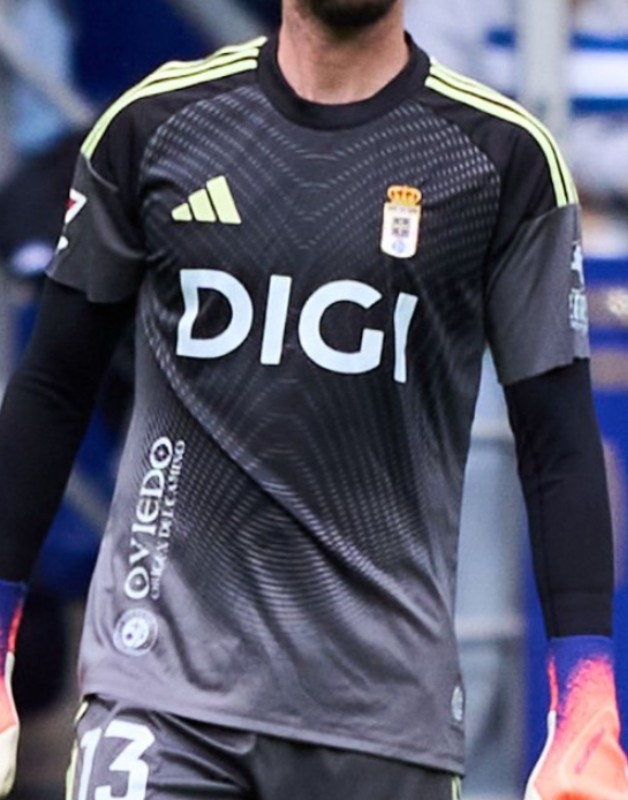 Real Oviedo 2025-26 GK 4 Kit