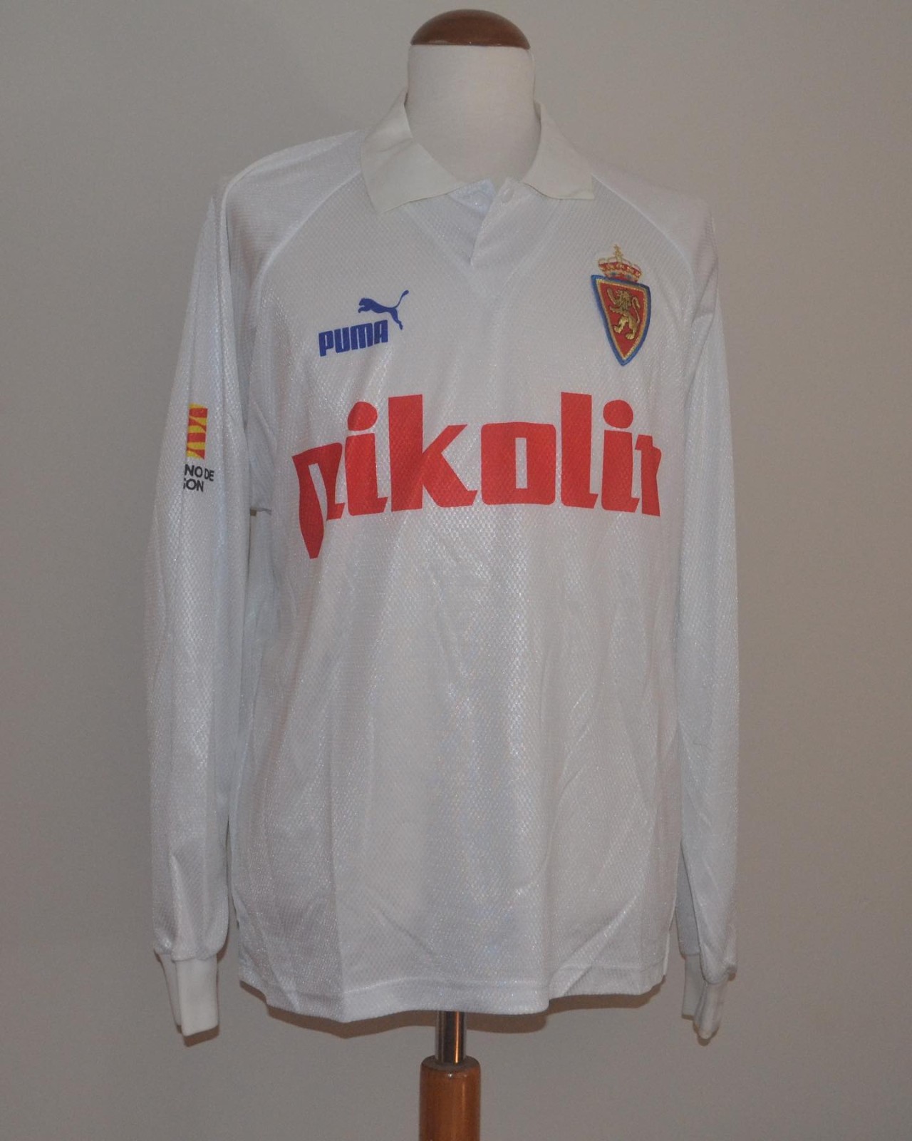 Real Zaragoza 1994-95 Home Kit