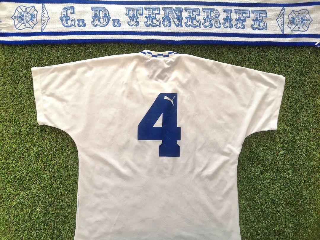 CD Tenerife 1994-95 Home Kit