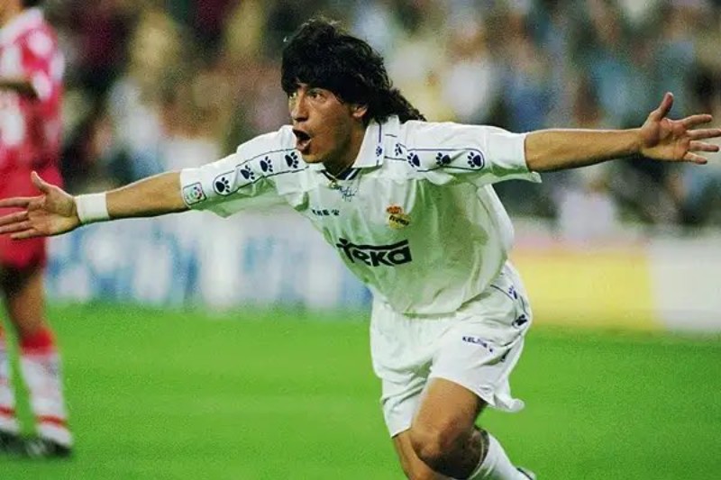 Real Madrid 1995-96 Home Kit