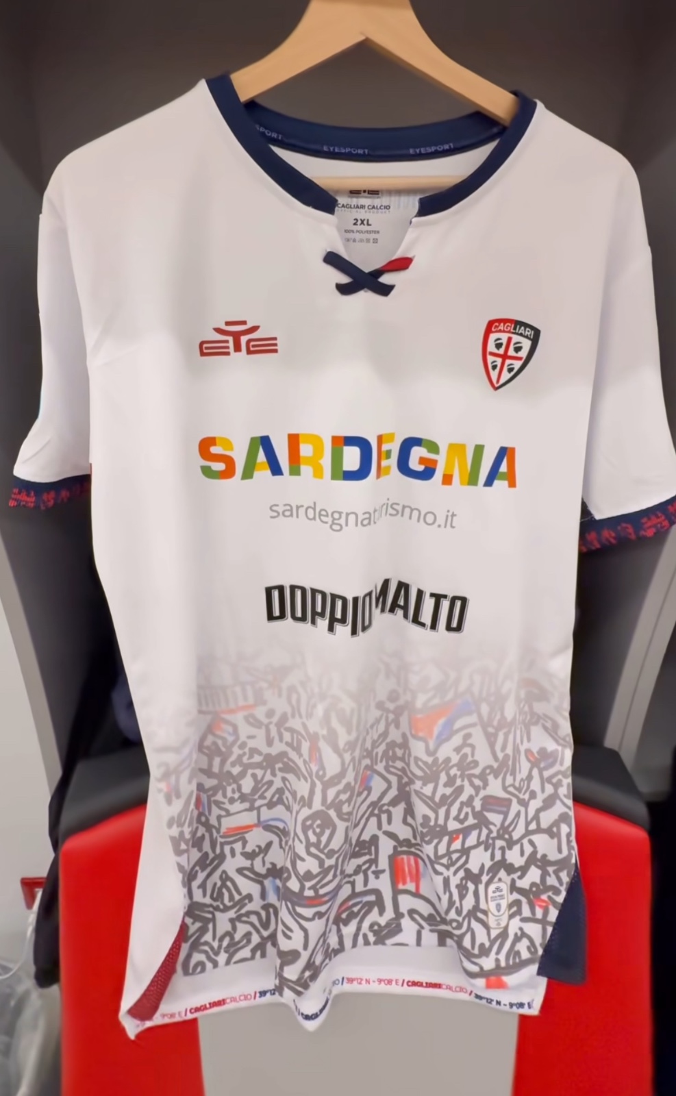 Cagliari Calcio 2025-26 Away V2 Kit