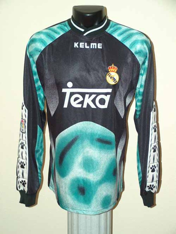 Real Madrid 1996-97 GK 1 Kit