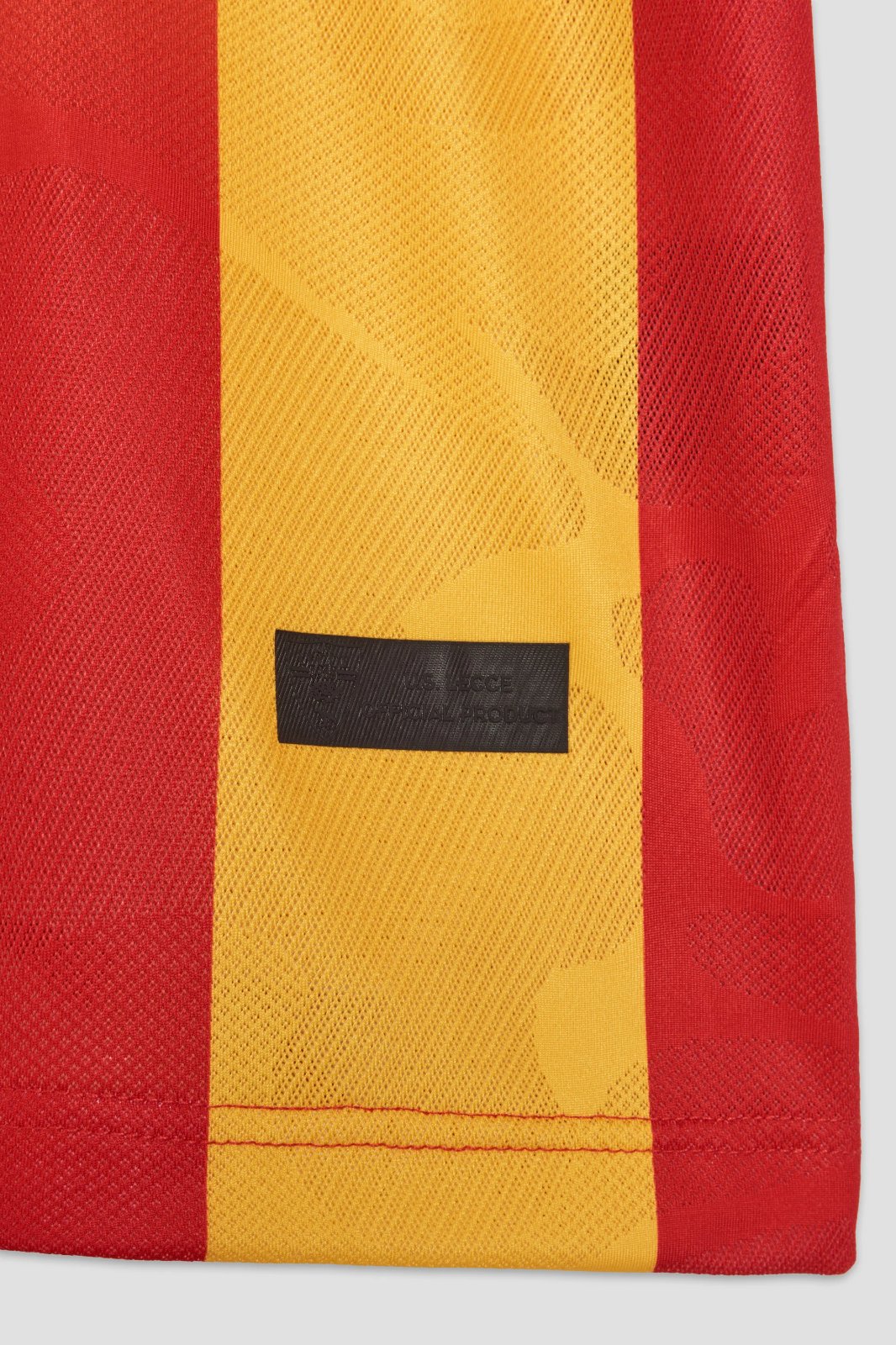 US Lecce 2025-26 Home Kit
