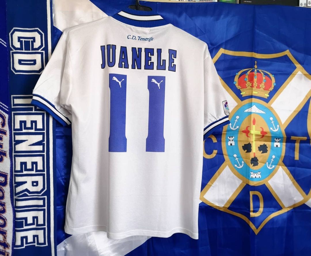 CD Tenerife 1996-97 Home 2 Kit