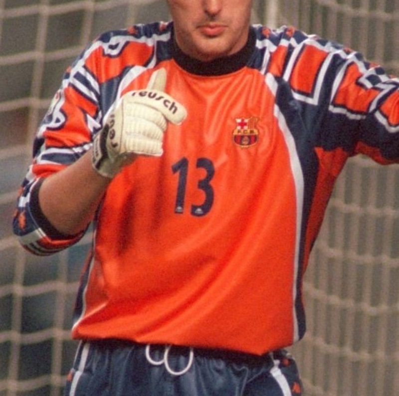 FC Barcelona 1997-98 GK 6 Kit