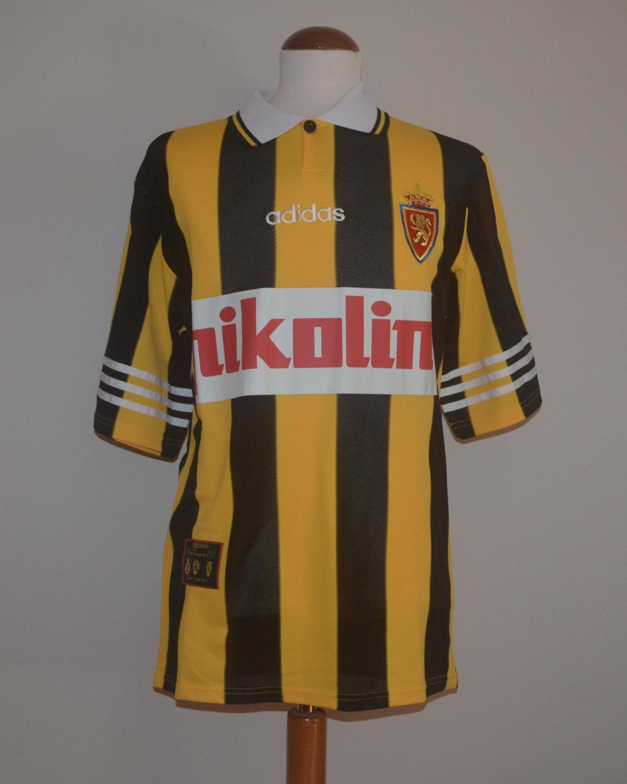 Real Zaragoza 1997-98 Third Kit