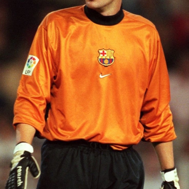 FC Barcelona 1998-99 GK 4 Kit