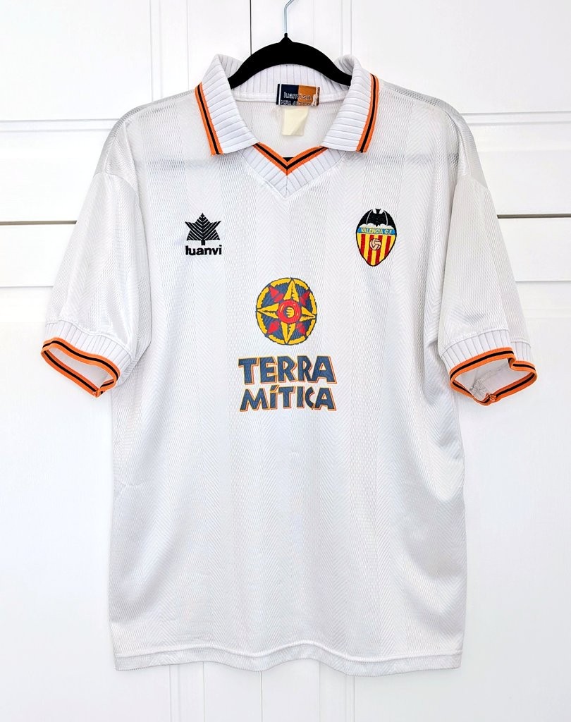 Valencia CF 1998-99 Home Kit