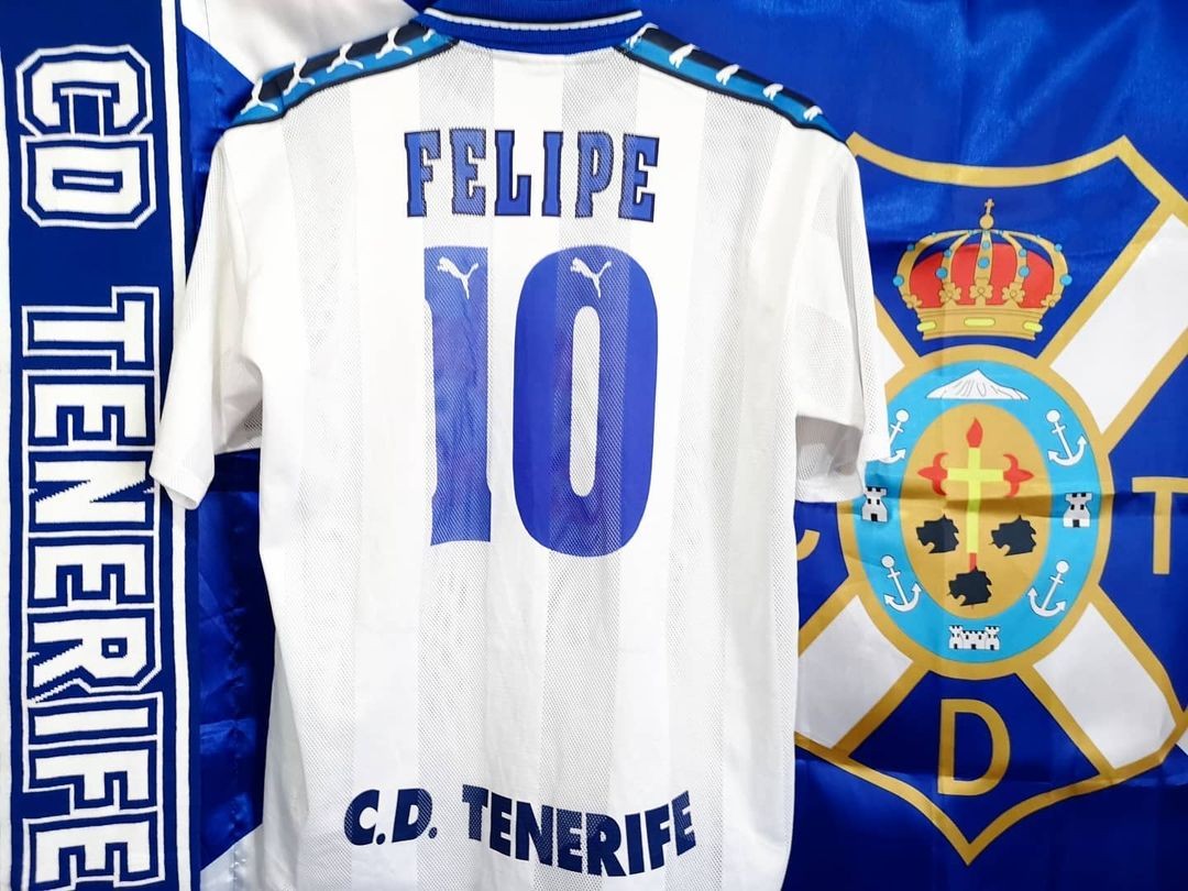 CD Tenerife 1998-99 Home Kit