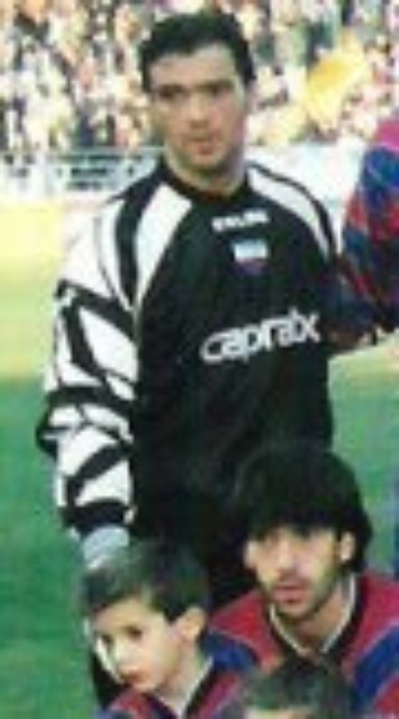 CF Extremadura 1998-99 GK 1 Kit