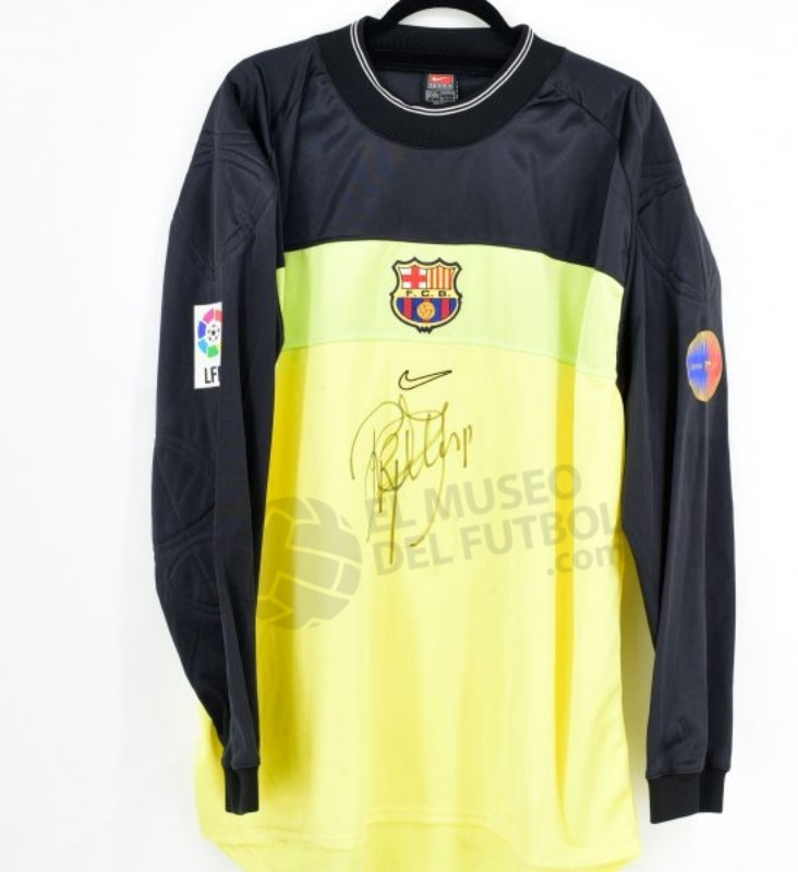 FC Barcelona 1999-00 GK 2 Kit