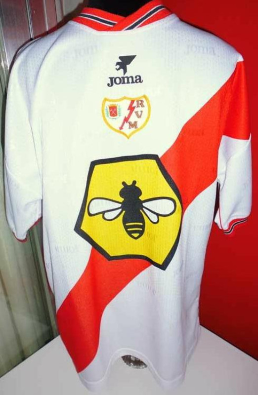 Rayo Vallecano 1999-00 Home Kit
