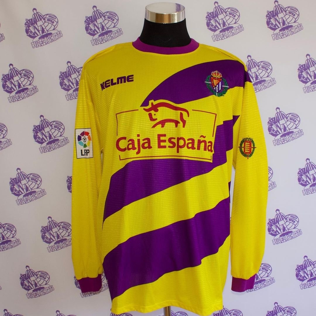 Real Valladolid 1999-00 Third Kit