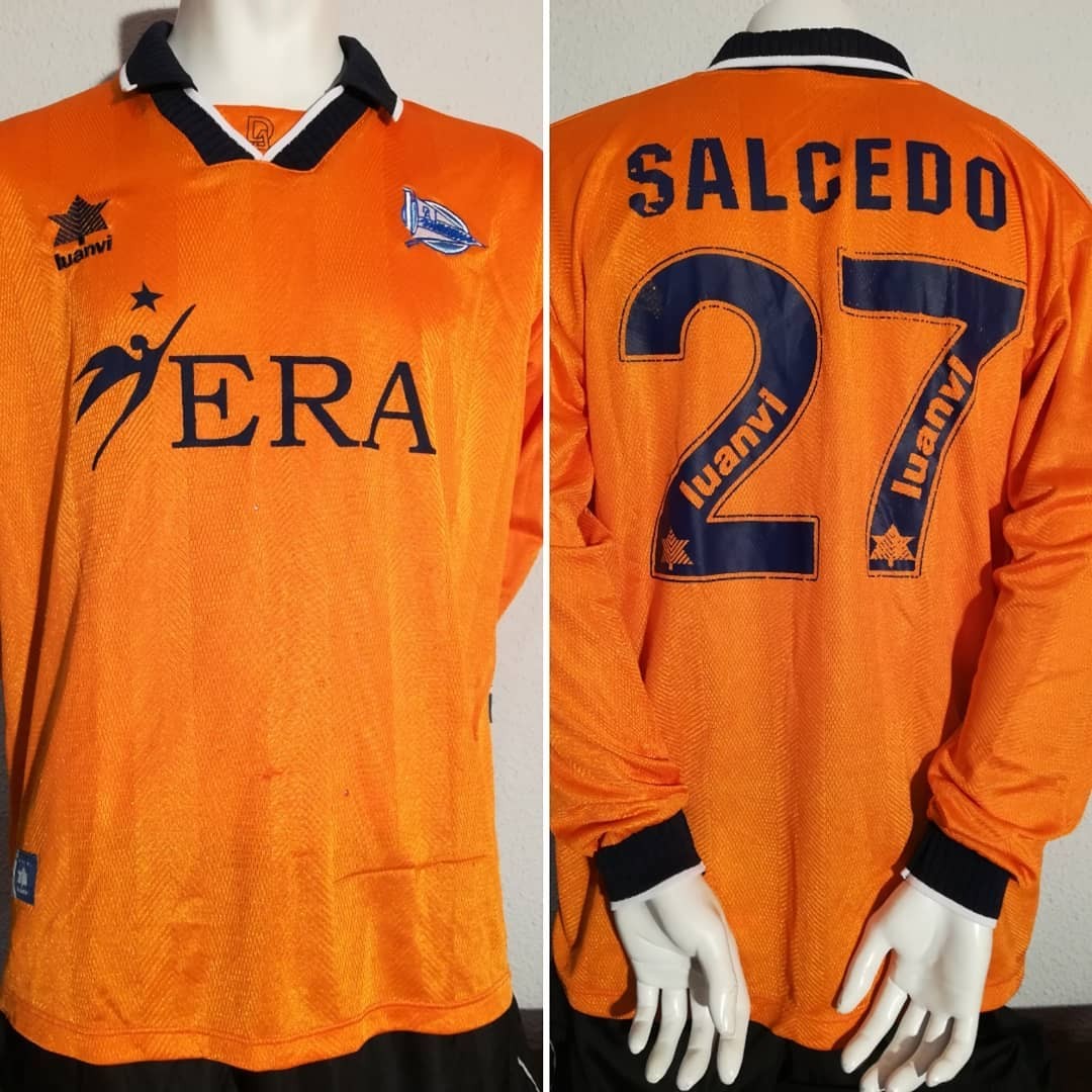Deportivo Alavés 1999-00 Away Kit