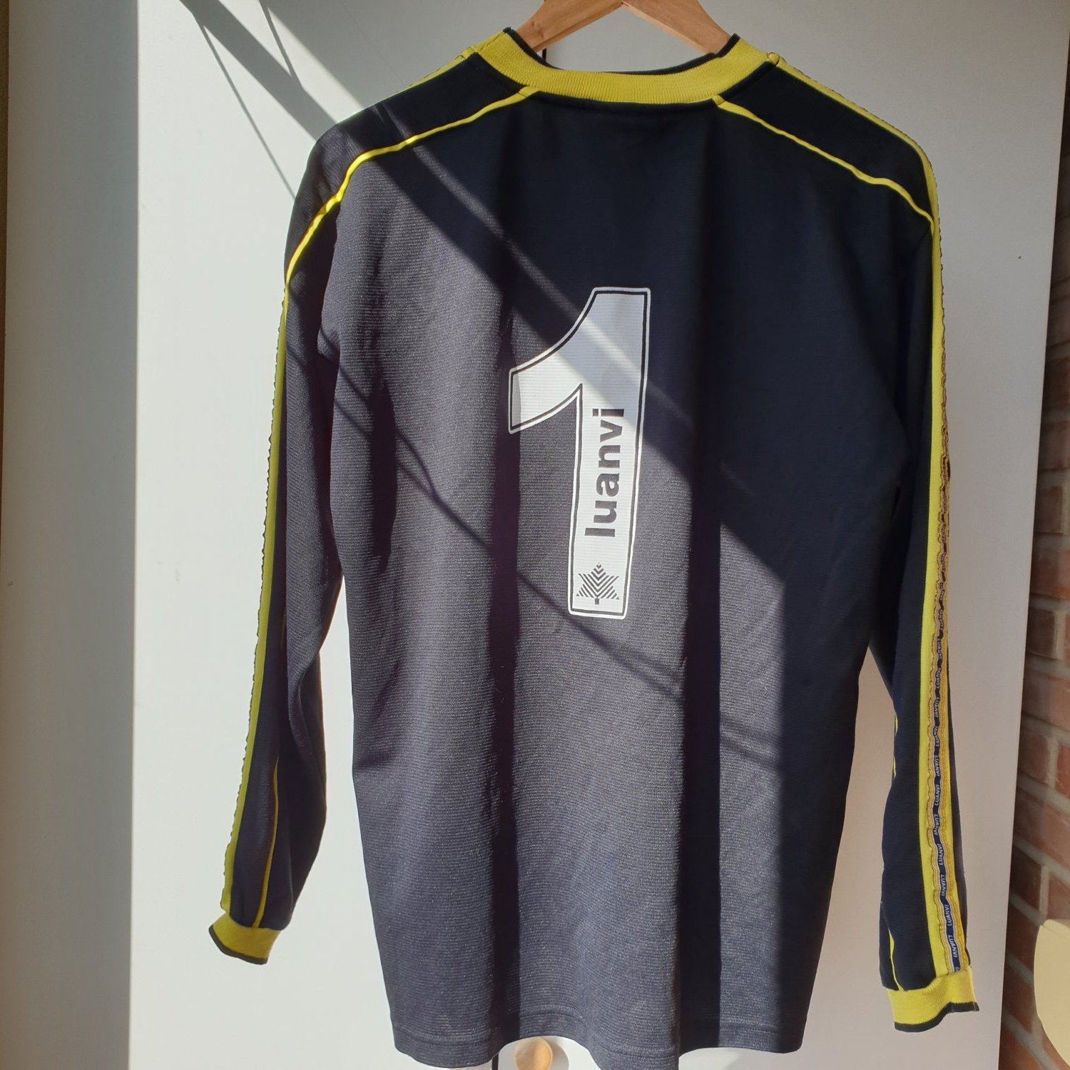 Deportivo Alavés 1999-00 GK 1 Kit