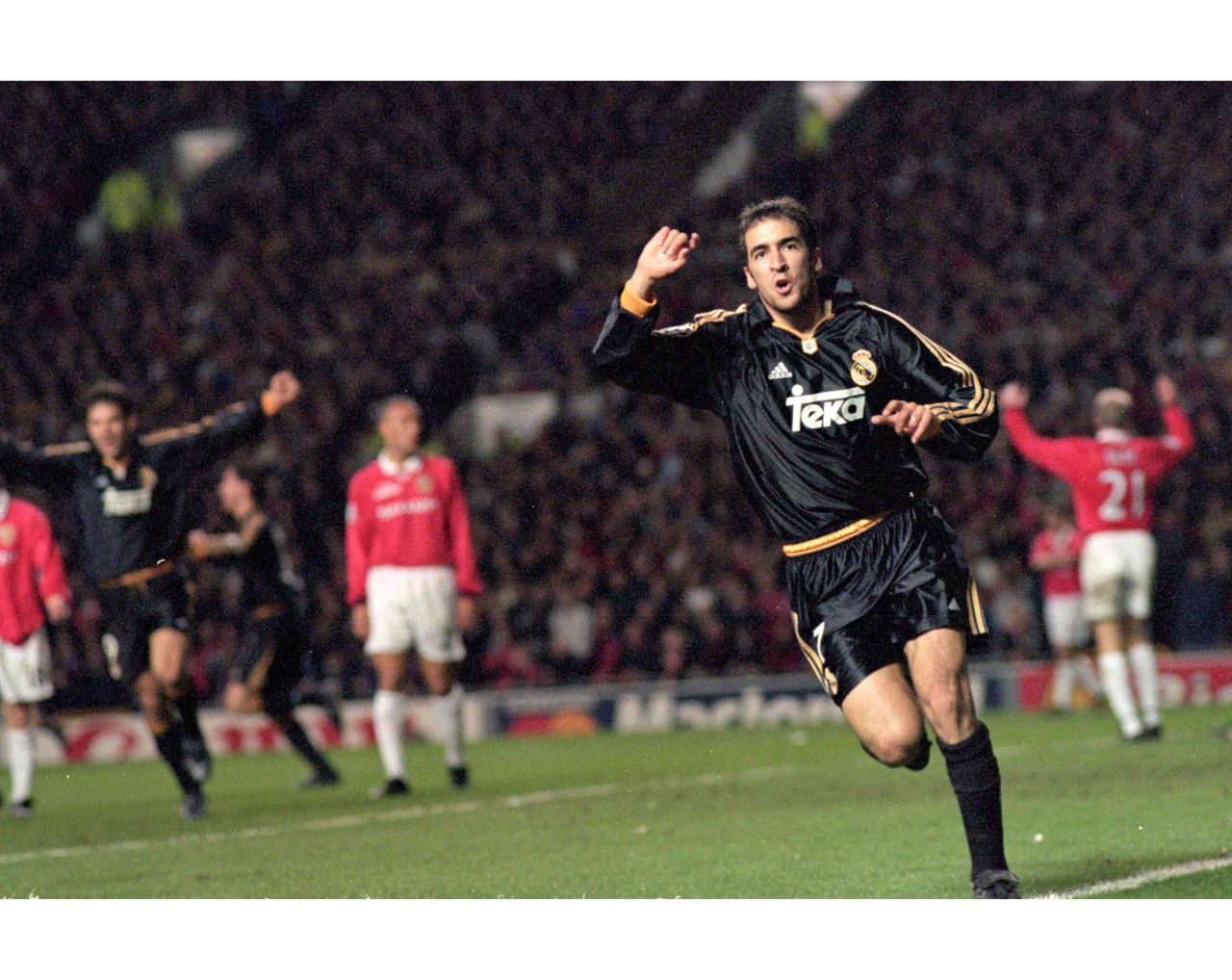 Real Madrid 2000-01 Away Kit