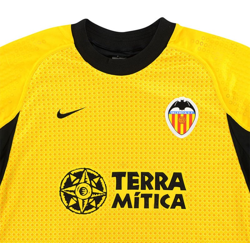 Valencia CF 2000-01 GK 1 Kit