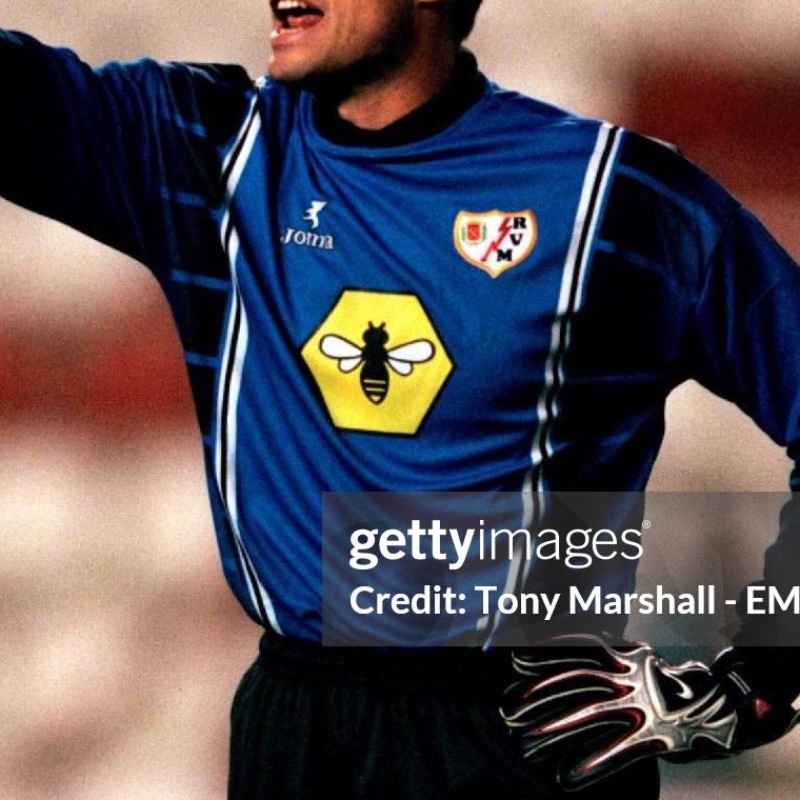 Rayo Vallecano 2000-01 GK 1 Kit