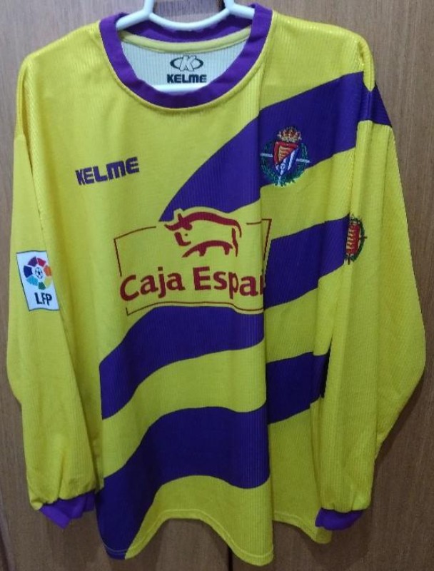 Real Valladolid 2000-01 Third Kit