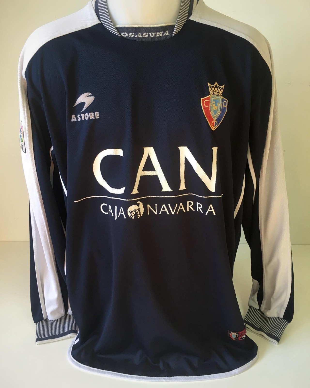CA Osasuna 2000-01 Away Kit