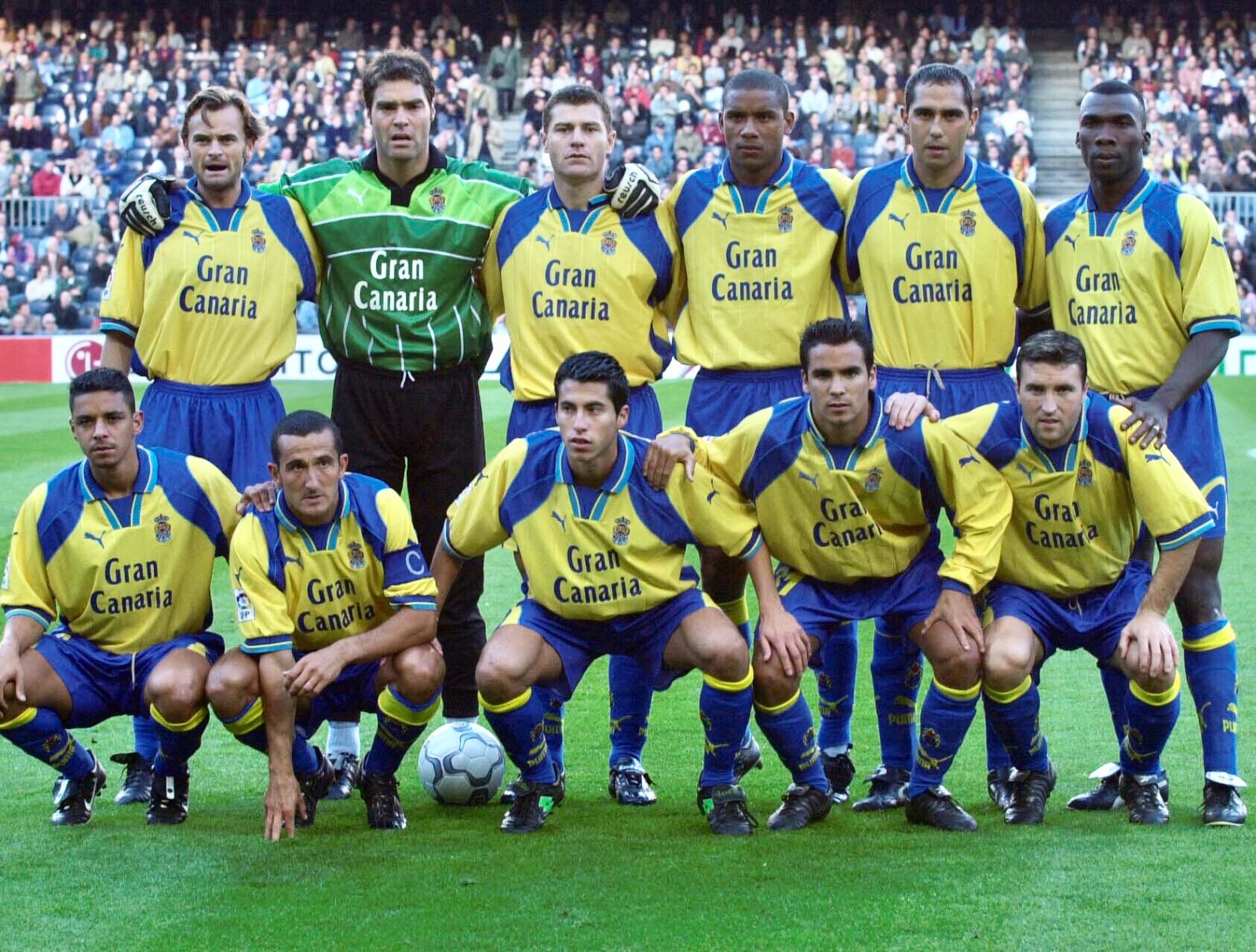 UD Las Palmas 2000-01 GK 1 Kit