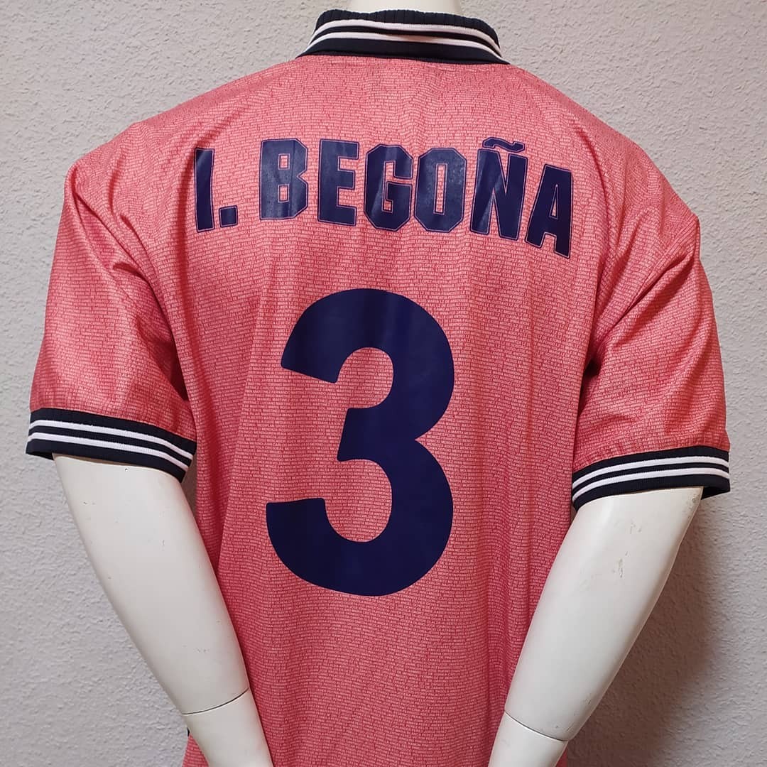 Deportivo Alavés 2000-01 UEFA Cup Away Kit