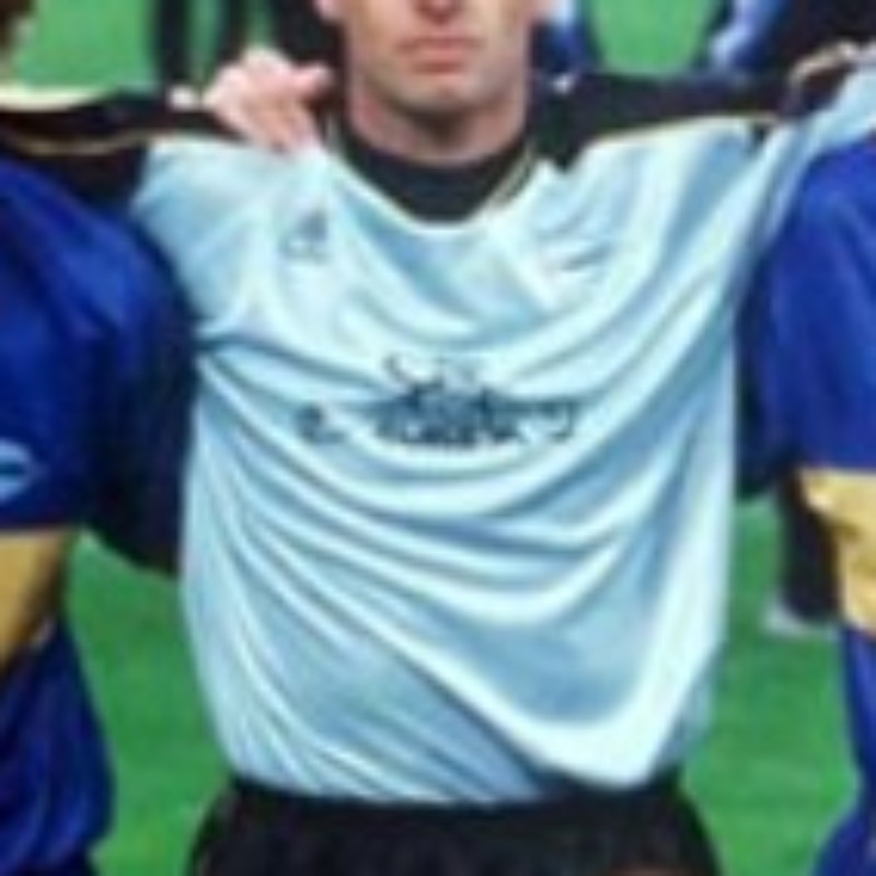 Deportivo Alavés 2000-01 GK Kit