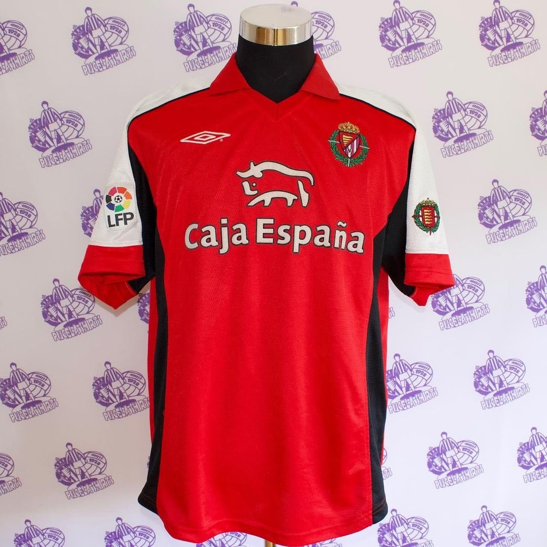 Real Valladolid 2001-02 Away Kit