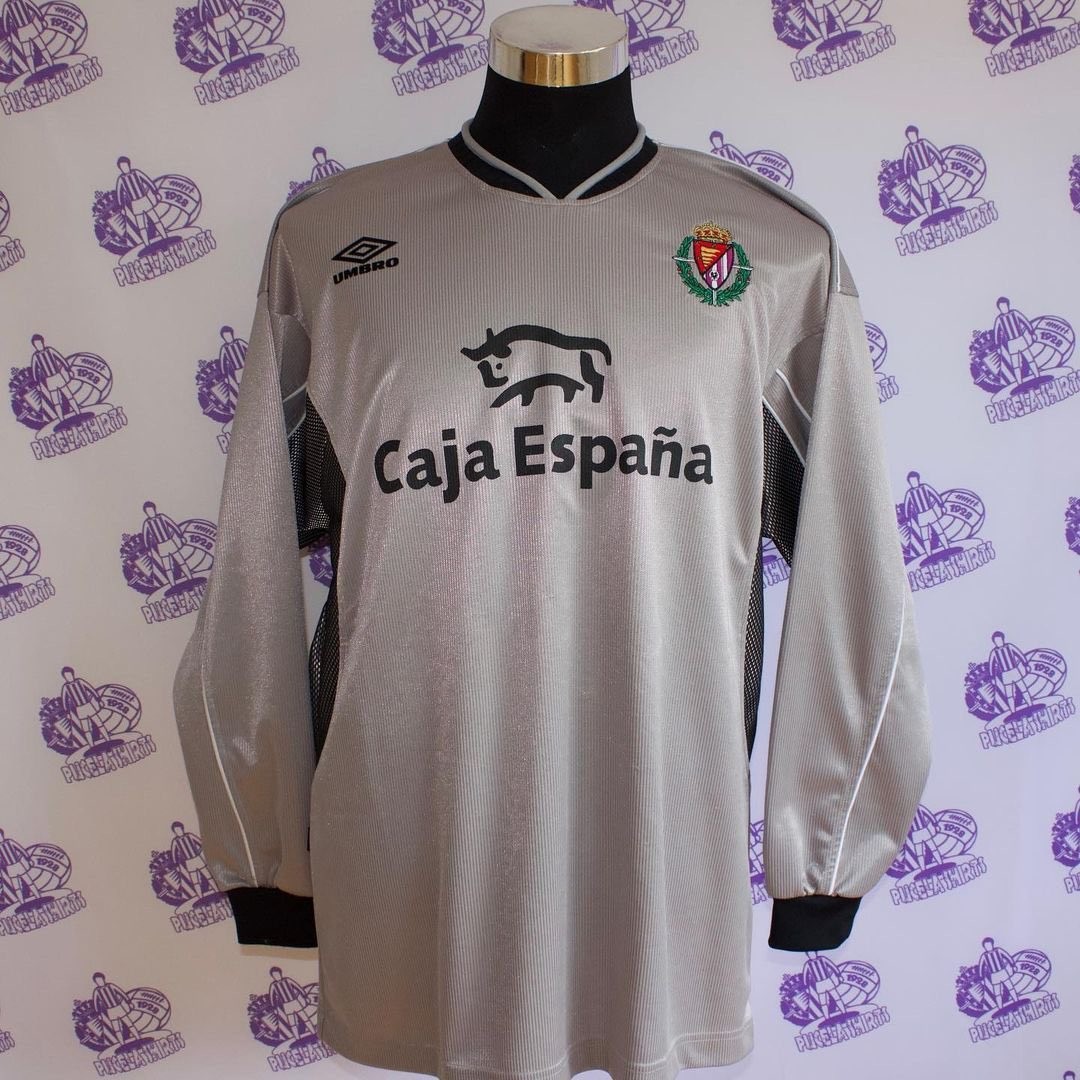 Real Valladolid 2001-02 GK Kit