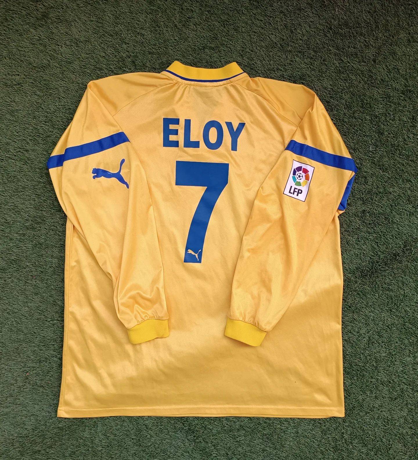 UD Las Palmas 2001-02 Home Kit