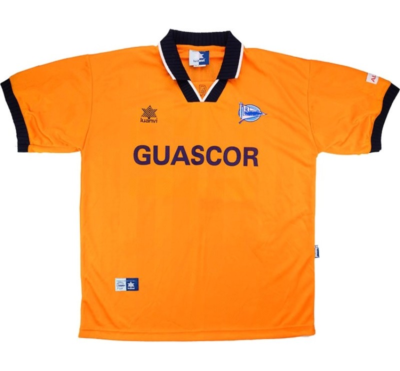 Deportivo Alavés 2001-02 Away Kit