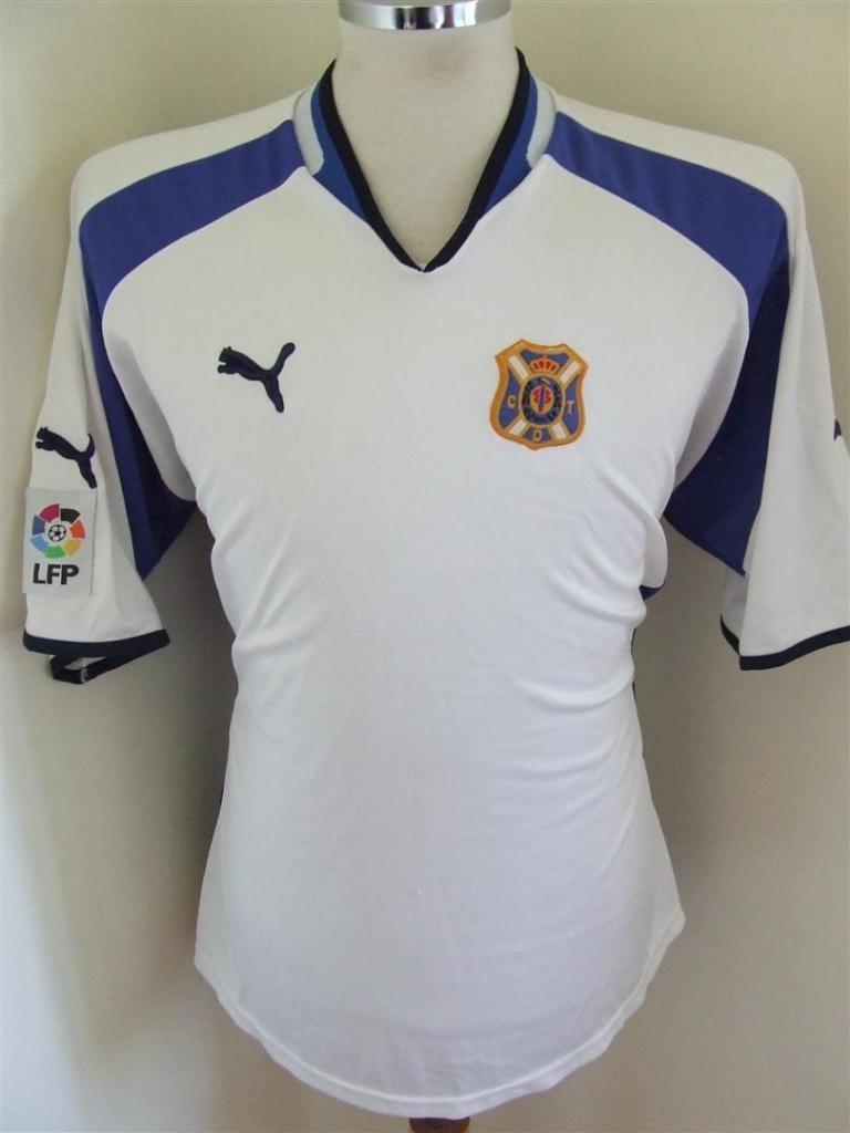 CD Tenerife 2001-02 Home 2 Kit