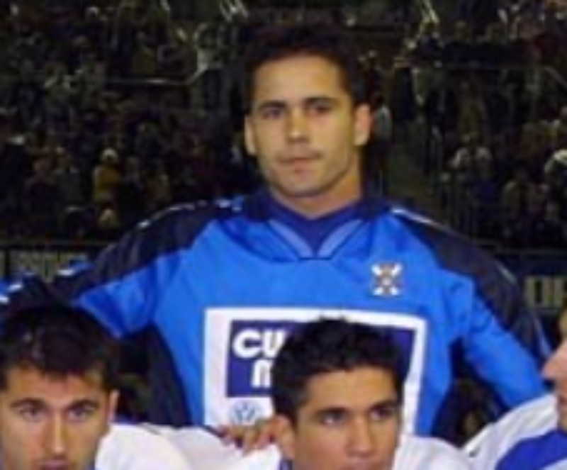 CD Tenerife 2001-02 GK 3 Kit
