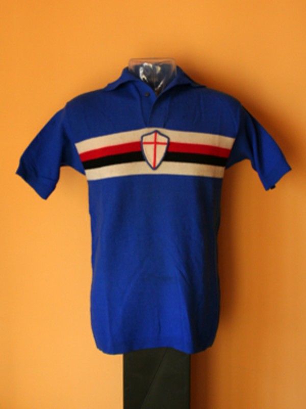 UC Sampdoria 1970-71 Home Kit