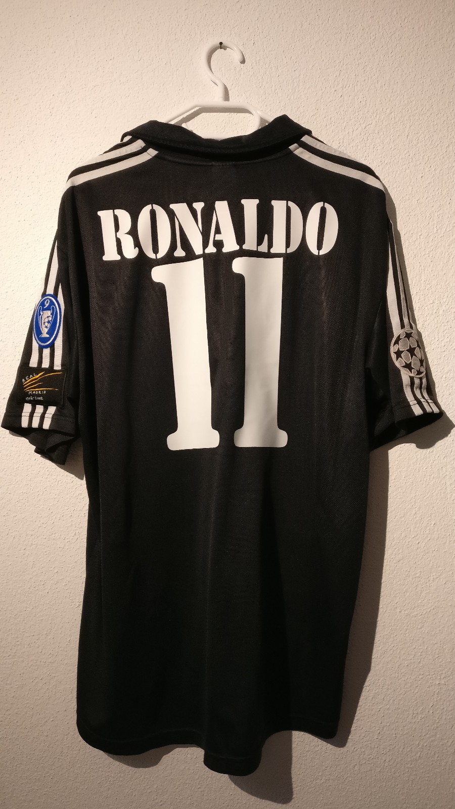 Real Madrid 2002-03 Champions League Away Kit