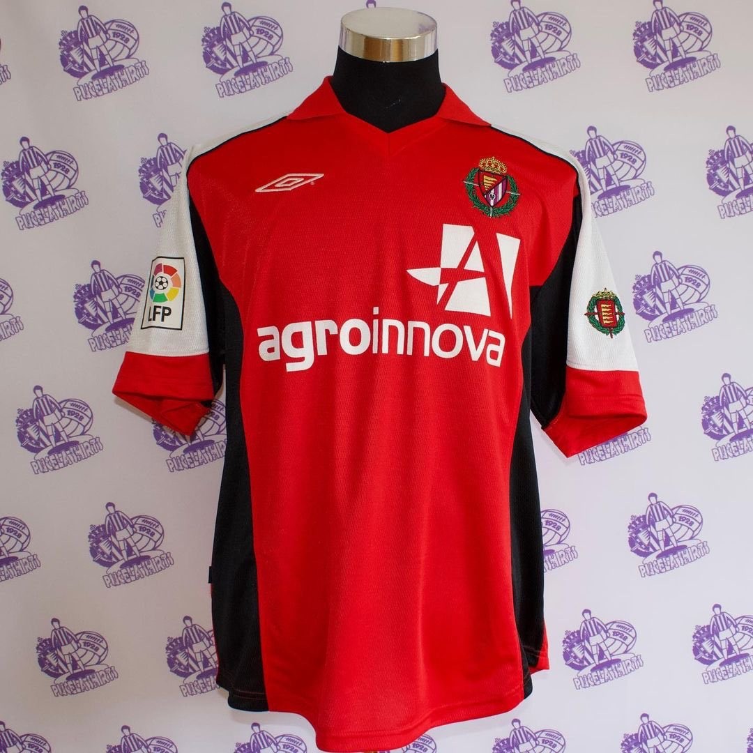 Real Valladolid 2002-03 Away Kit