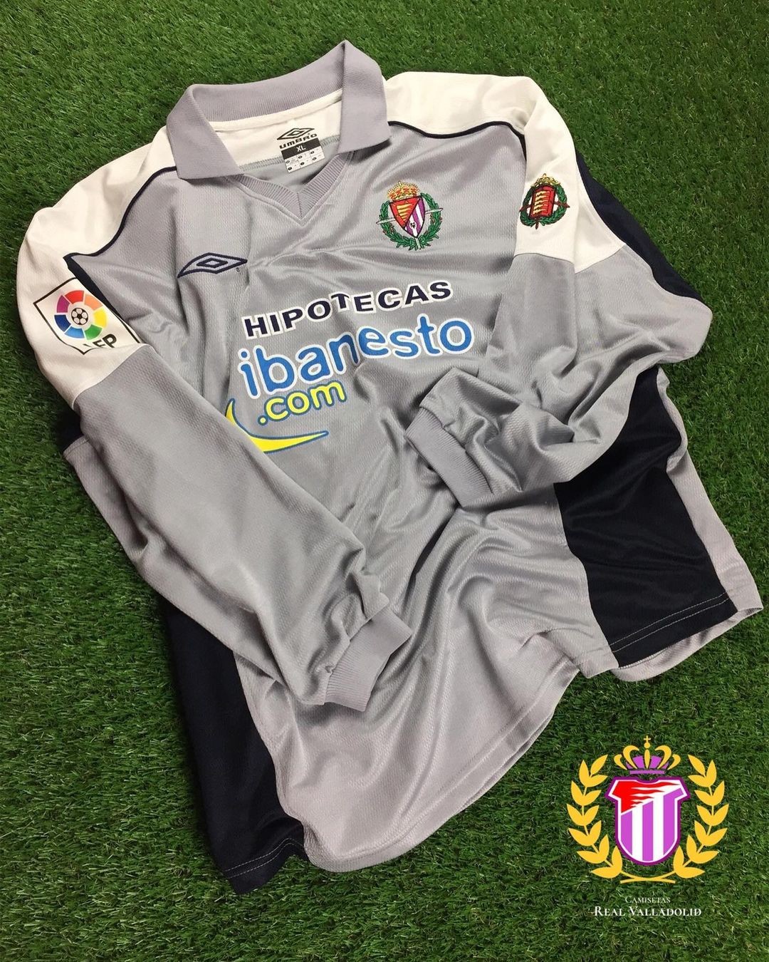 Real Valladolid 2002-03 Third Kit