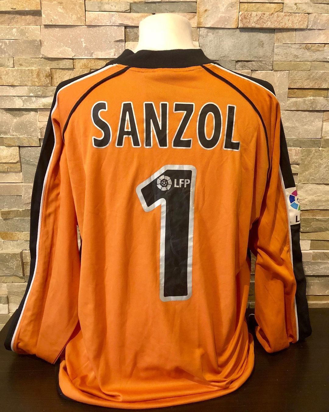 CA Osasuna 2002-03 GK Kit