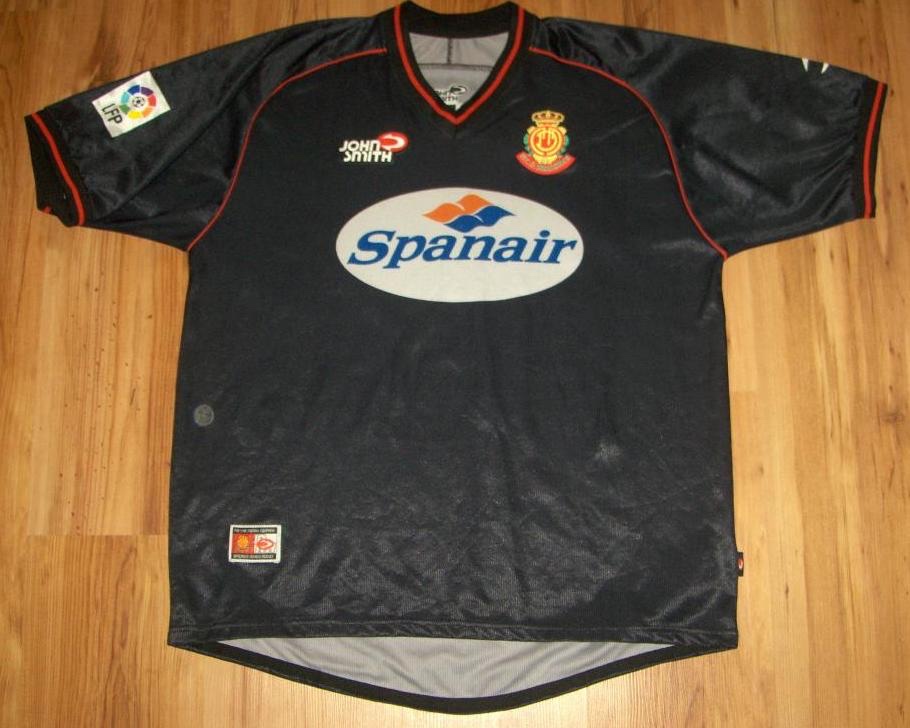 RCD Mallorca 2002-03 Third Kit