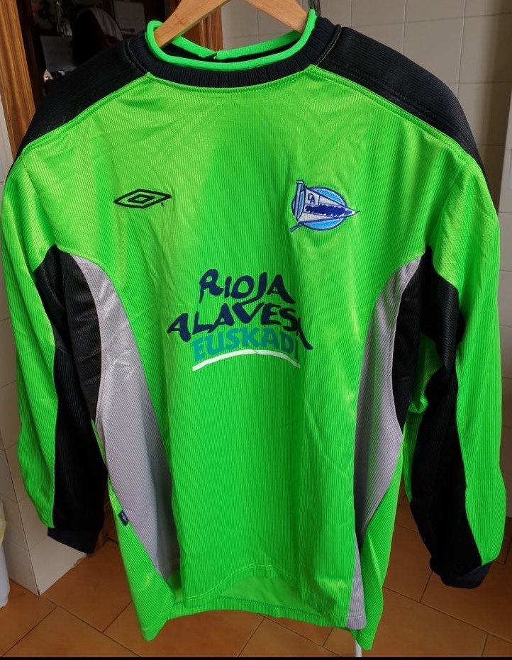 Deportivo Alavés 2002-03 GK 2 Kit
