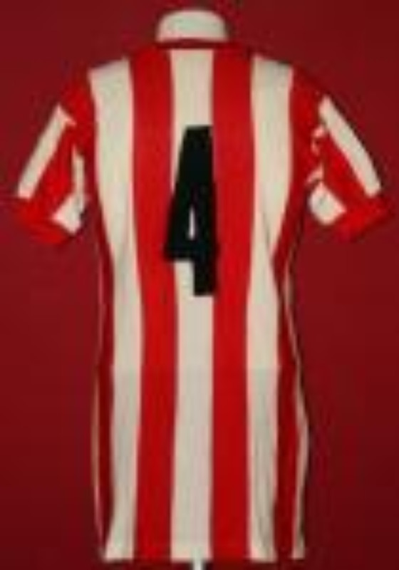LR Vicenza 1972-73 Home Kit