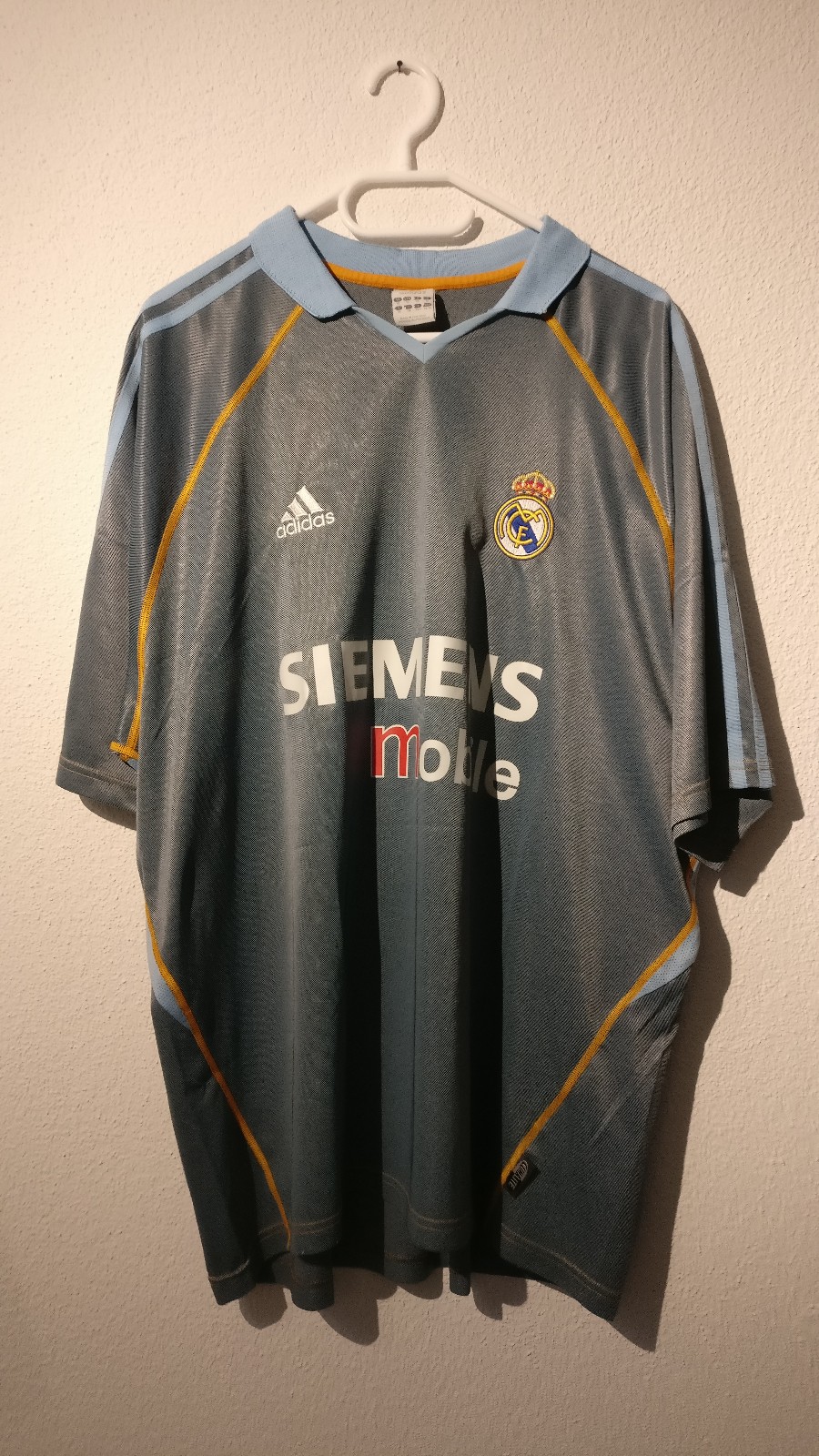 Real Madrid 2003-04 Third Kit
