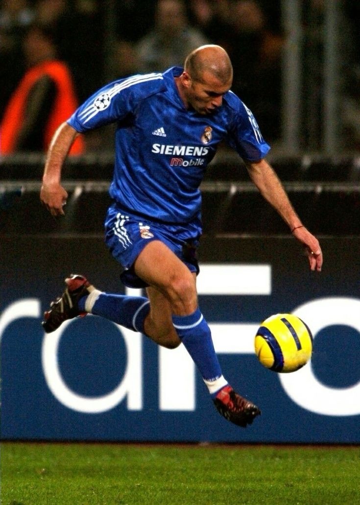 Real Madrid 2004-05 Third Kit