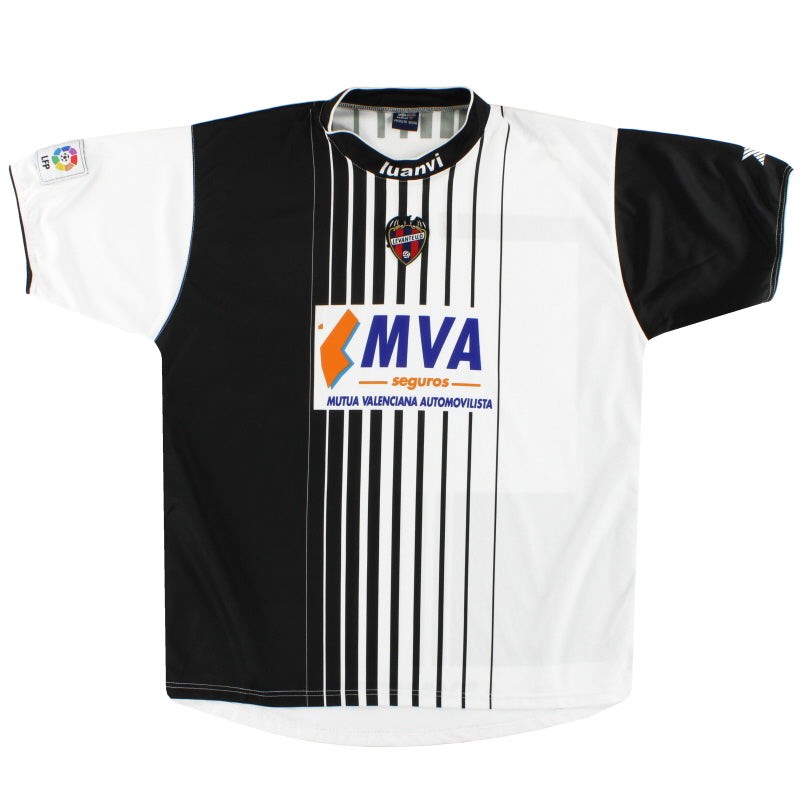 Levante UD 2004-05 Away Kit