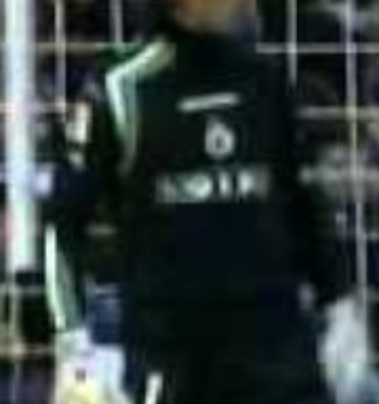 Racing de Santander 2004-05 GK 1 Kit