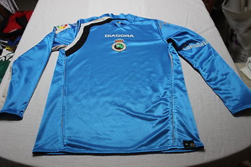 Racing de Santander 2004-05 GK 2 Kit