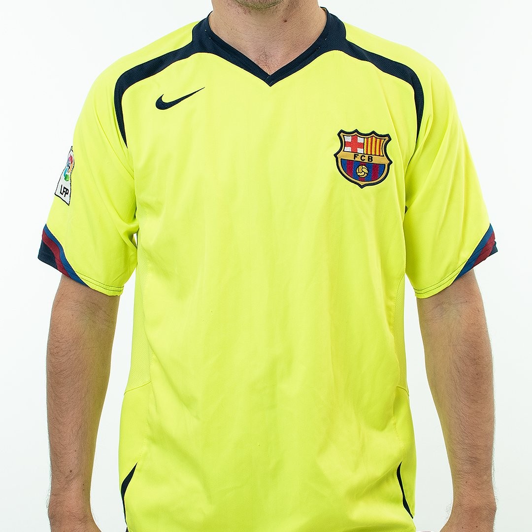 FC Barcelona 2005-06 Away Kit