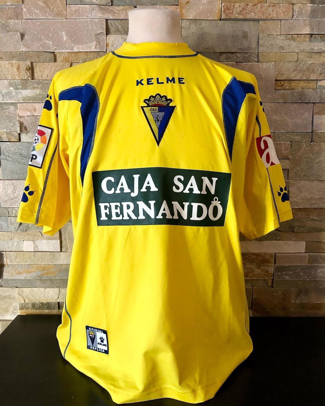Cádiz CF 2005-06 Home Kit